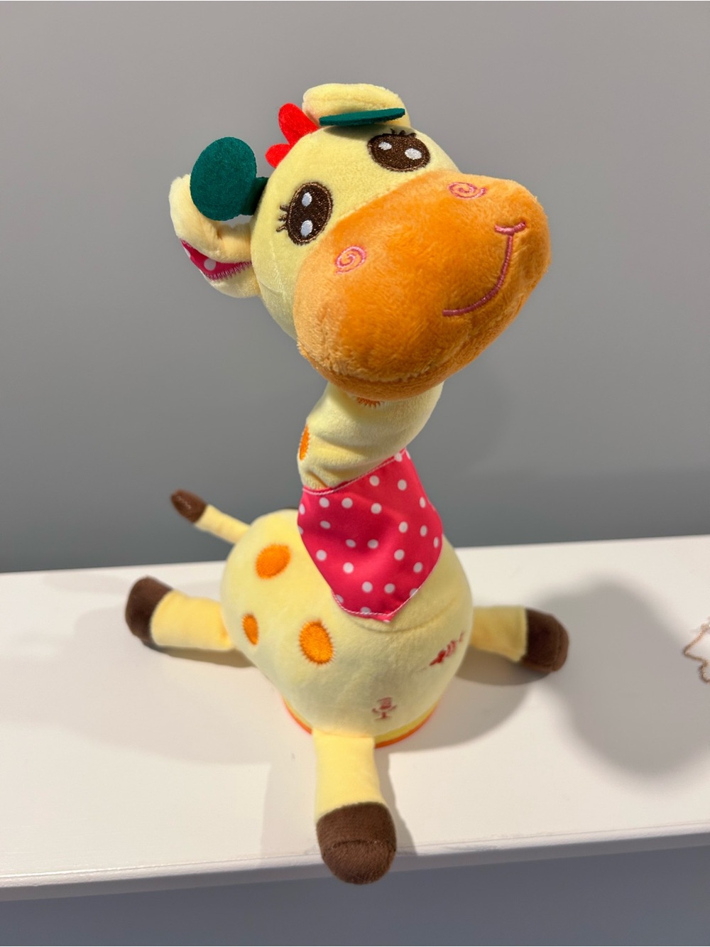Plush Musical Giraffe Toy for Kids - Yellow